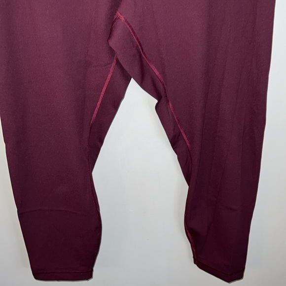 Lululemon Wunder Under High-Rise Tight Luxtreme in Red Merlot Size 18 - Picture 4 of 8